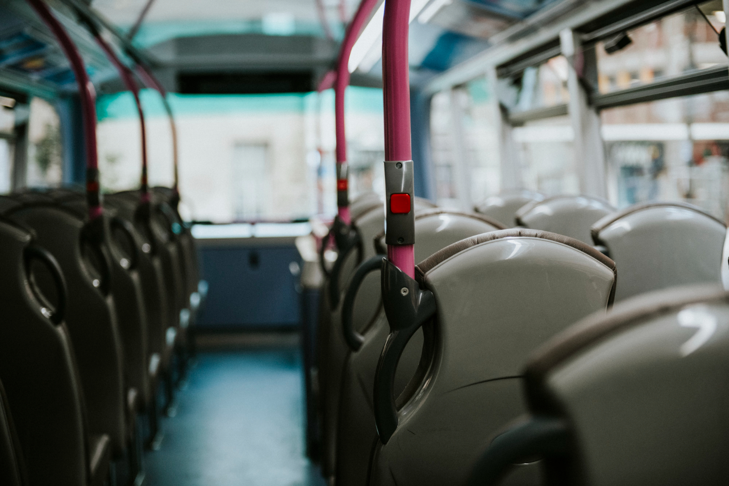 Na wrocławskie jagodno dojedziemy autobusem, tramwaj jeszcze nie jest gotowy