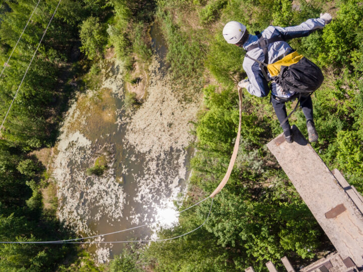 Dream Jump na 40 metrów we Wrocławiu – skorzystaj z nietypowej atrakcji!