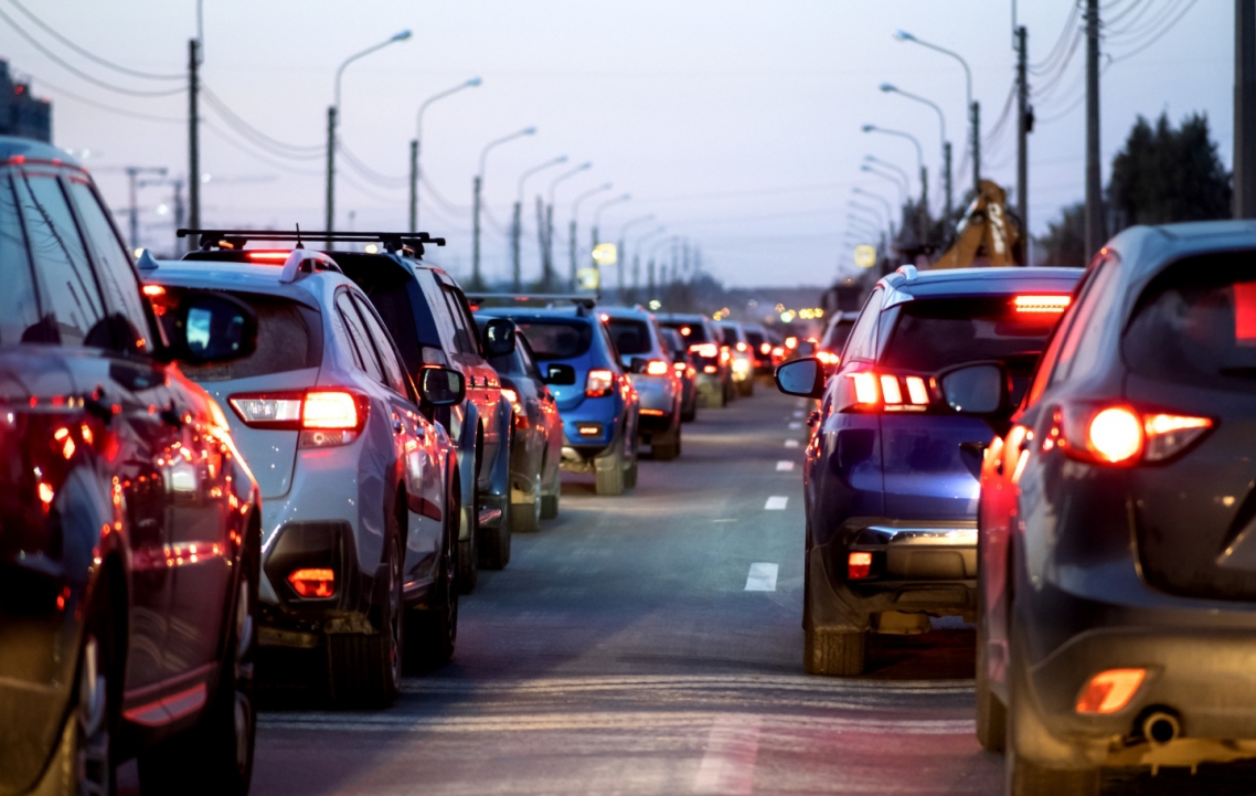 Wypadki na autostradzie – kompleksowe informacje o utrudnieniach w ruchu drogowym na Autostradowej Obwodnicy Wrocławia
