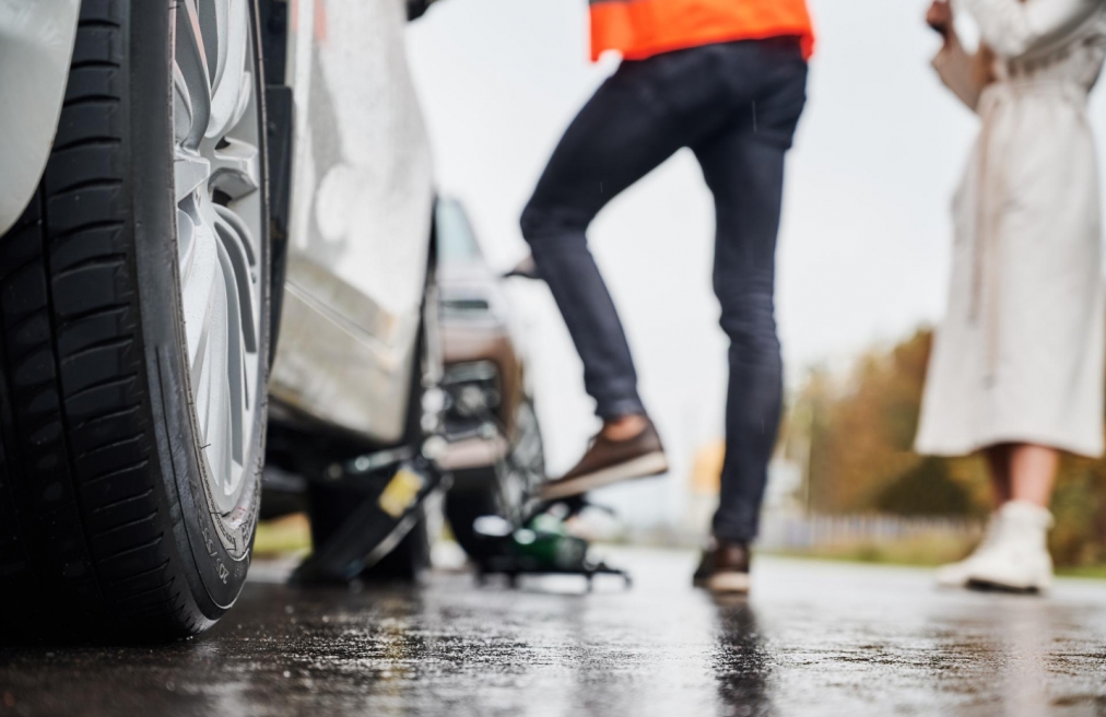 Wielokrotne zderzenie na autostradzie A4 uniemożliwia przejazd w stronę Wrocławia