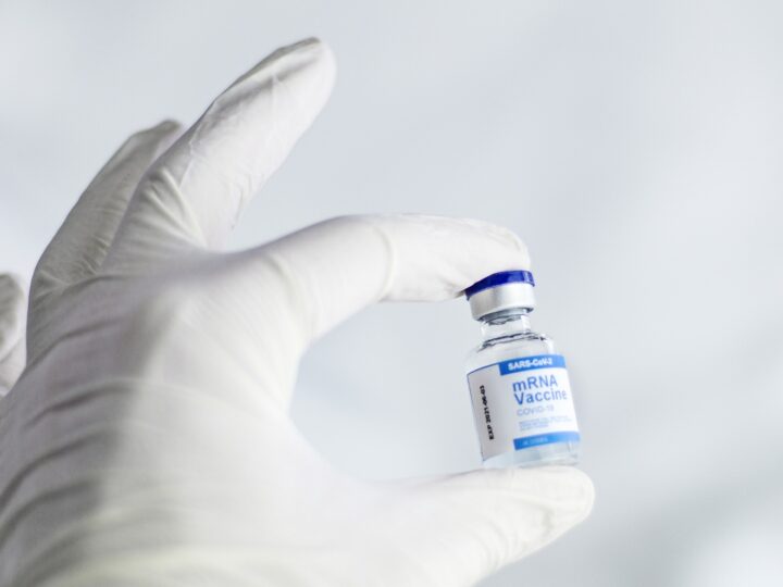 Wrocław prowadzi kampanię promującą szczepienia przeciwko wirusowi HPV