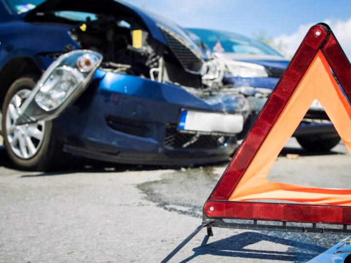 Podsumowanie niedzielnych incydentów drogowych na autostradach i drogach krajowych regionu