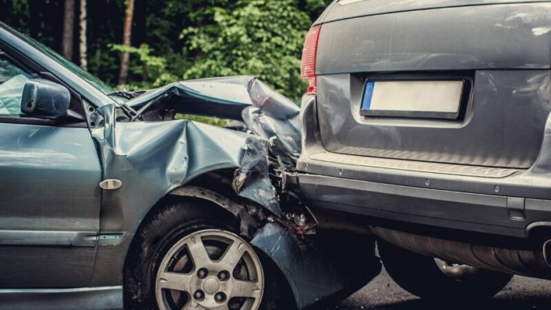 Kolizja na Grabiszyńskiej wywołana przez nieodpowiedzialne zachowanie kierowcy