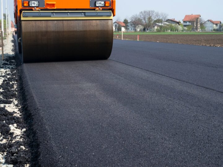 Przebudowa na ulicy Mickiewicza: utrudnienia dla pasażerów MPK i zamknięcie linii tramwajowych