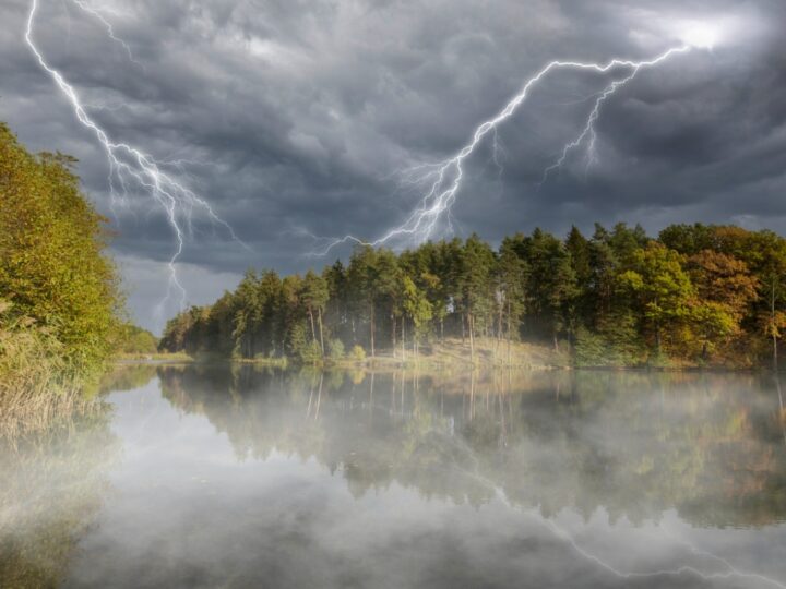 Ostrzeżenie meteorologiczne we Wrocławiu: groźne burze i grad