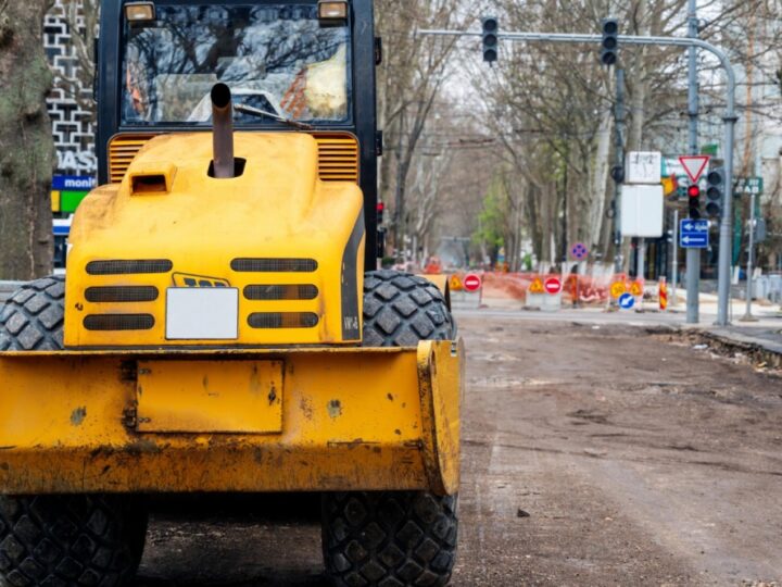 Remont torowiska na ul. Szczytnickiej – nieoczekiwane wykorzystanie ciągu pieszo-rowerowego jako drogi dla samochodów