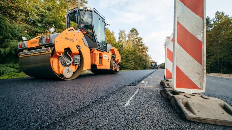 Budowa S8 rusza! Wojewoda podpisała kluczowy dokument dla AOW
