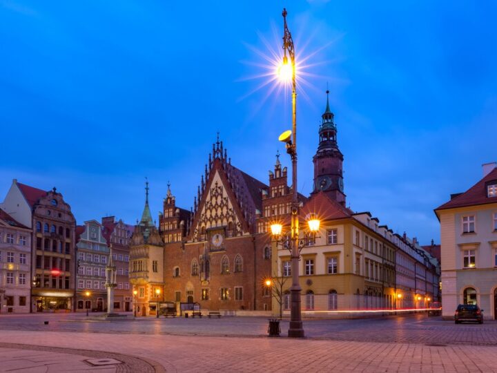 Nowe oblicze placu Wolności i zielona ulica Zamkowa: Remont już w sierpniu!