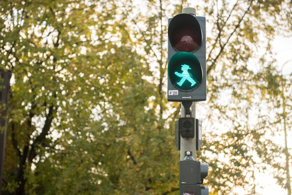 38-latek na autostradzie A4 szukał przystanku – szokujący incydent na poboczu!