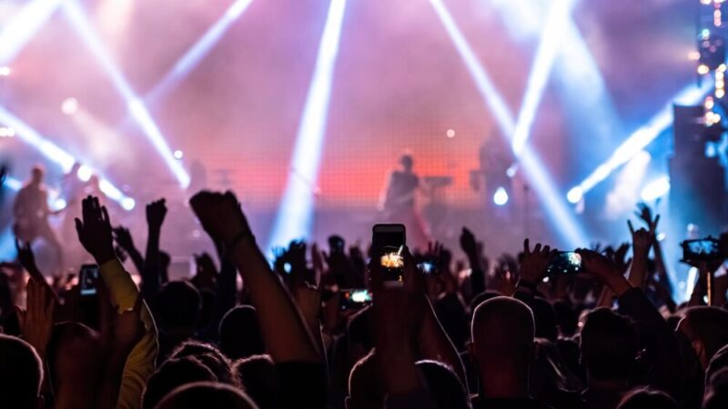 Arcane na żywo: magiczny koncert przy świecach we Wrocławiu!