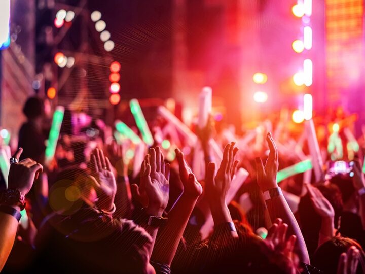 Robbie Williams zaskakuje fankę z Wrocławia podczas niezapomnianego koncertu w Krakowie!