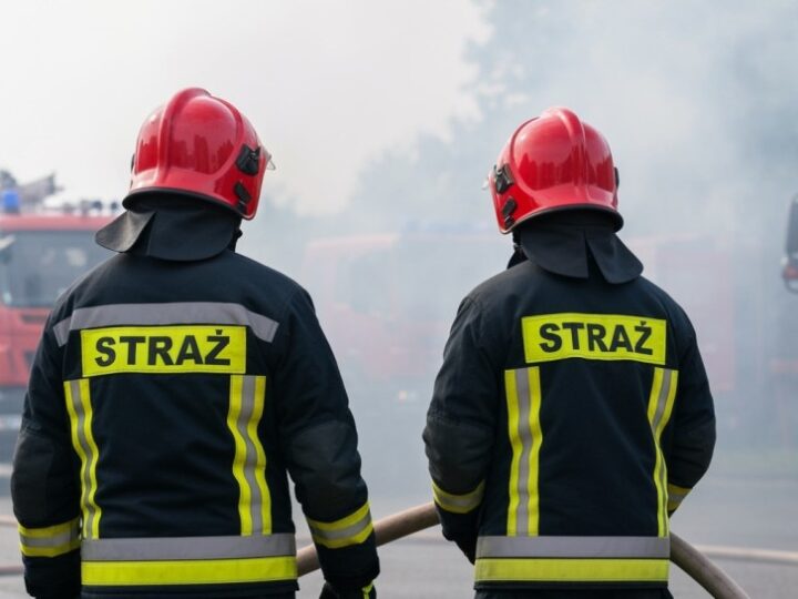 Tragiczny pożar na Tarnogaju: Starsza kobieta nie żyje, trzy osoby ranne