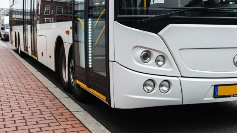 Wrocław inwestuje w nowoczesne autobusy – przetarg na 40 nowych pojazdów!