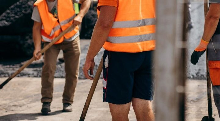 Wrocław zyska nową trasę spacerową przez bobrowisko – przetarg w toku!