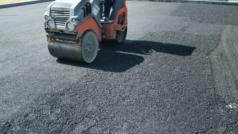 Nowowiejska w nowej odsłonie: Rozpoczęto projekt przebudowy ulicy!