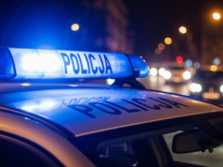 Pijany kierowca ciężarówki paraliżuje AOW: poważny wypadek na trasie do Warszawy!