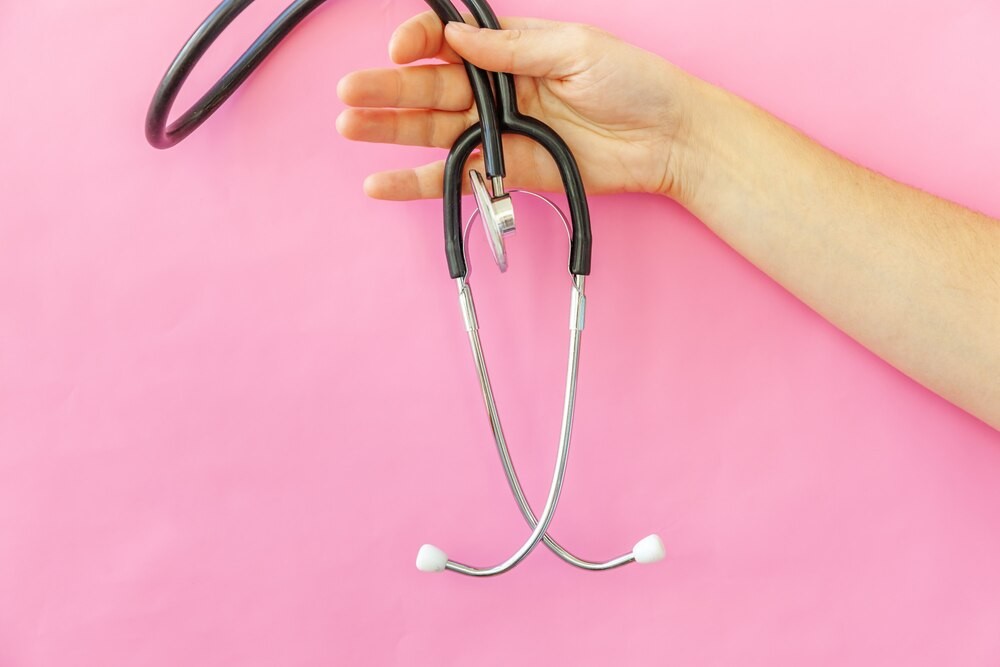 Śmiech jako terapia: dołącz do jogi śmiechu!