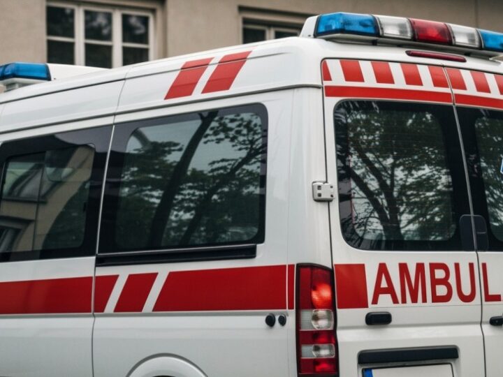 Mundurowi ratują w kryzysie: błyskawiczna pomoc emocjonalna