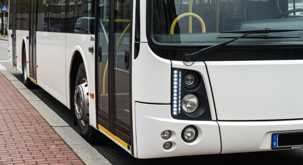 Nowe zasady korzystania z autobusów w gminie: co musisz wiedzieć?