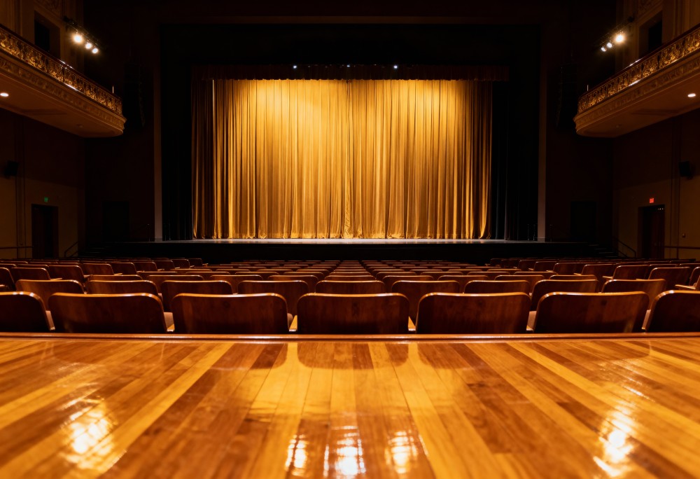 Lobster” powraca – spektakl o walce i humorze w Grotowskim Teatrze