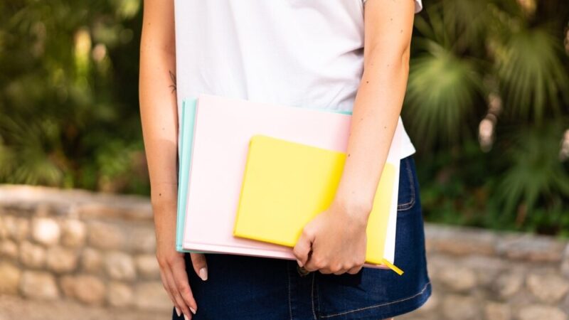 Nowi stypendyści Powiatu Wrocławskiego: Wsparcie dla najlepszych uczniów!