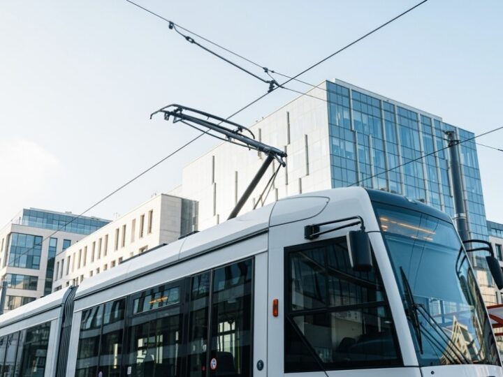 Tramwaj na Opolską: Wybierz najlepszy wariant nowej trasy!