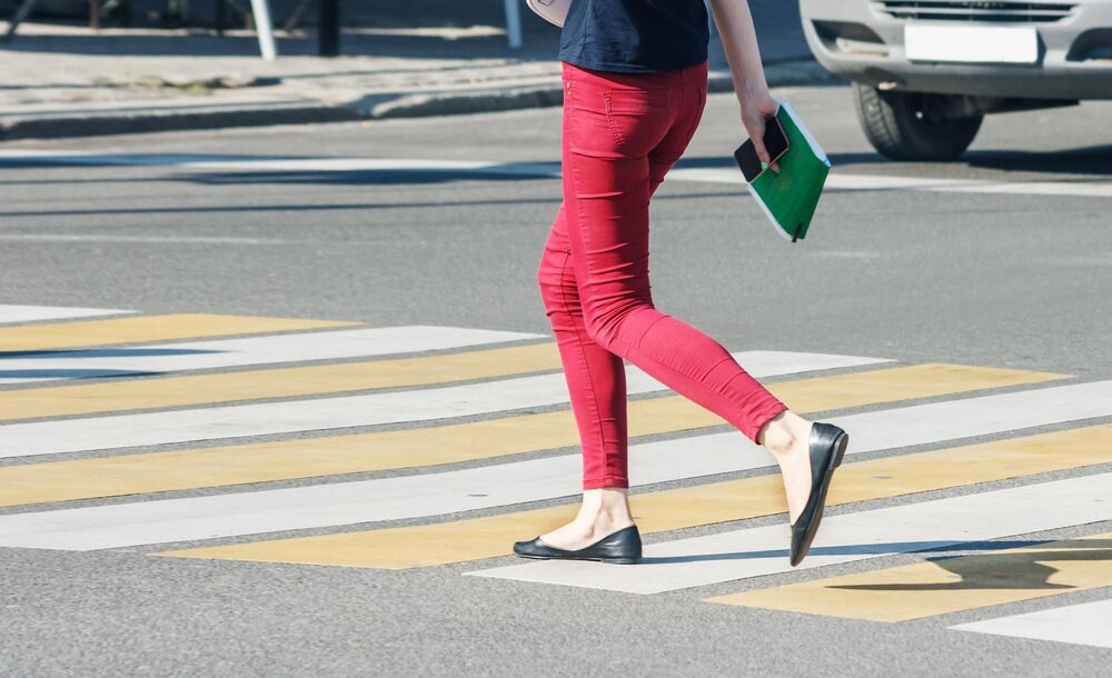 Poważny wypadek na S8: Ciężarówka potrąciła pieszego pod Wrocławiem