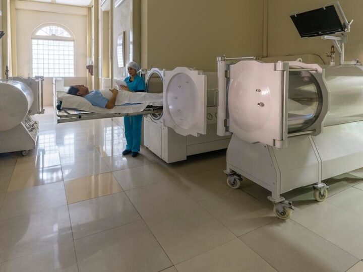 Żórawina inwestuje w życie: 10 defibrylatorów AED dla bezpieczeństwa mieszkańców!