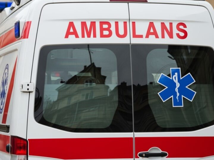 Dzielnicowi z Wołowa uratowali życie mężczyzny w krytycznym stanie