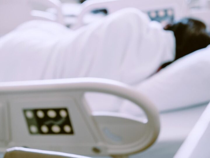 Zdrowie psychiczne młodzieży w erze cyfrowej – wnioski z dolnośląskiej konferencji naukowej”