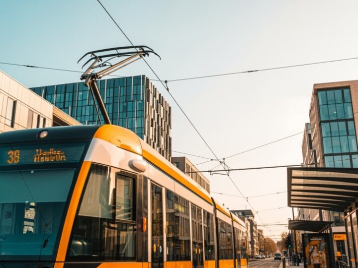Mijanka tramwajowa na ul. Przyjaźni już w ruchu!