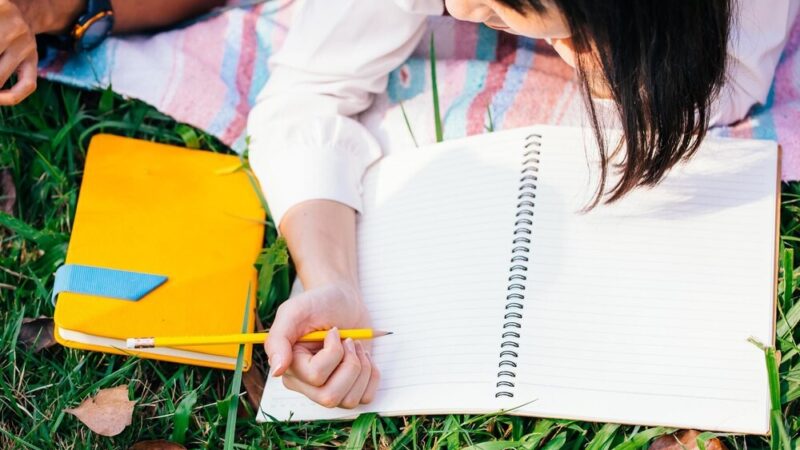 Wrocławskie święto edukacji: Nauczyciele odebrali awanse w Starym Ratuszu