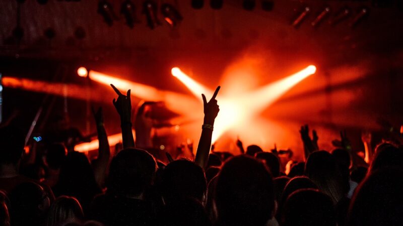 Silent Disco wraca na Lodowisko Tarczyński Arena w piątek 12 grudnia!