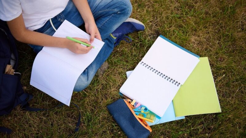 Nowy przewodnik wsparcia dla młodzieży we Wrocławiu