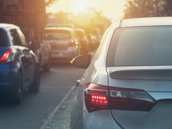 Trzy ciężarówki paraliżują A4 – poranne utrudnienia w ruchu!