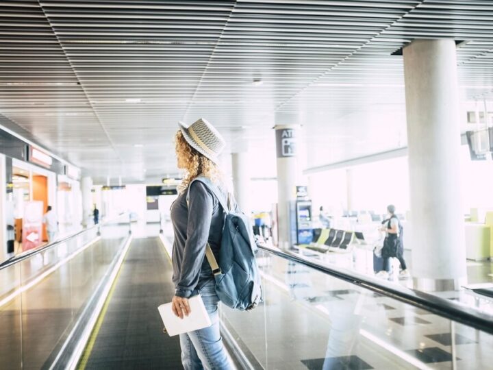 Buzz rekrutuje w Wrocławiu! Zostań stewardem w międzynarodowej linii lotniczej