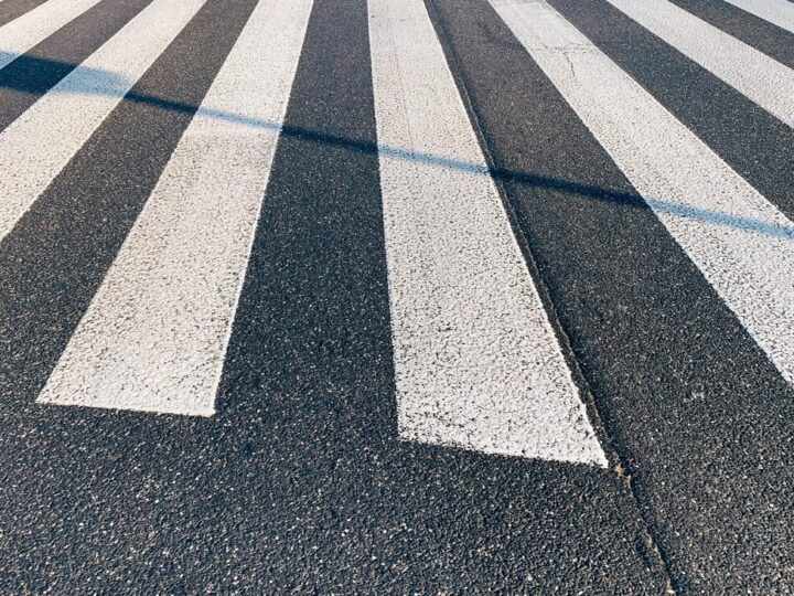 Nowe światła na przejściach dla pieszych w rejonie Dworca Głównego