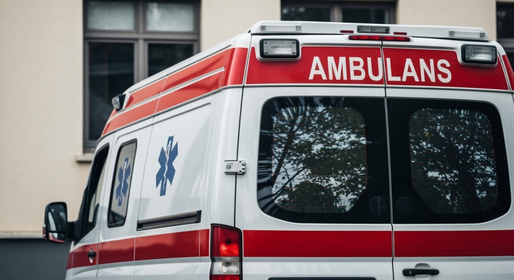 Policjanci z Wrocławia eskortowali dziecko do szpitala w pilnej potrzebie medycznej