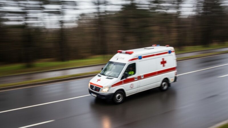 Czujność i empatia kłodzkich policjantów ratują życie na drogach