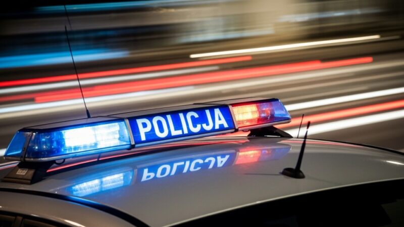 Kierowca w panice przed radiowozem: Ucieczka, zakaz i tajemnice 27-latka