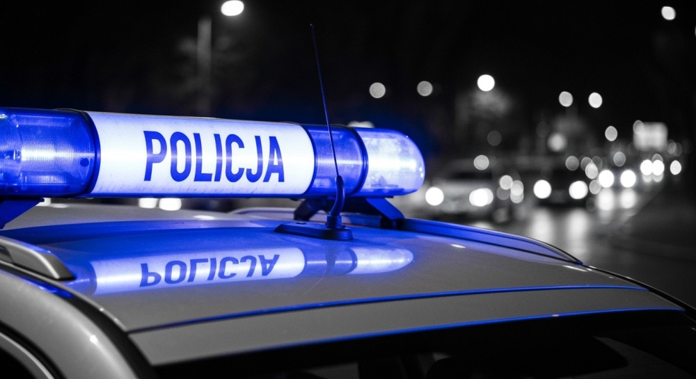 Kierowca z dożywotnim zakazem i narkotykami w aucie: niemal tragedia na drodze!