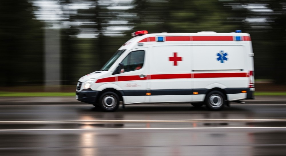 Policja w Sobótce ratuje życie: zimowa pomoc dla potrzebującego mężczyzny