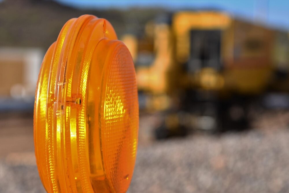 Wrocław odbudowuje jezdnię na ul. Traugutta po awarii wodociągowej