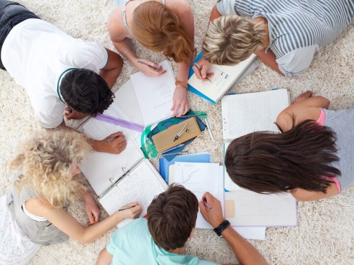 Nowe oblicze szkół w Siechnicach: remonty, które zmieniają edukację