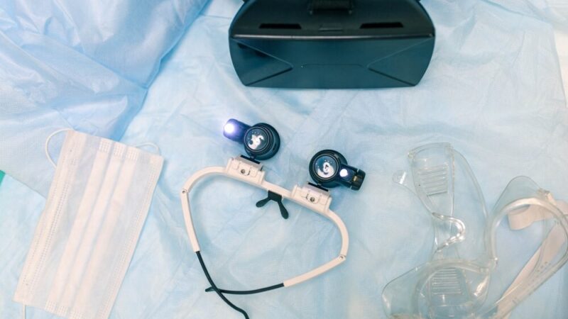 Emerytury i renty w górę! Sprawdź datę podwyżki w 2026 roku