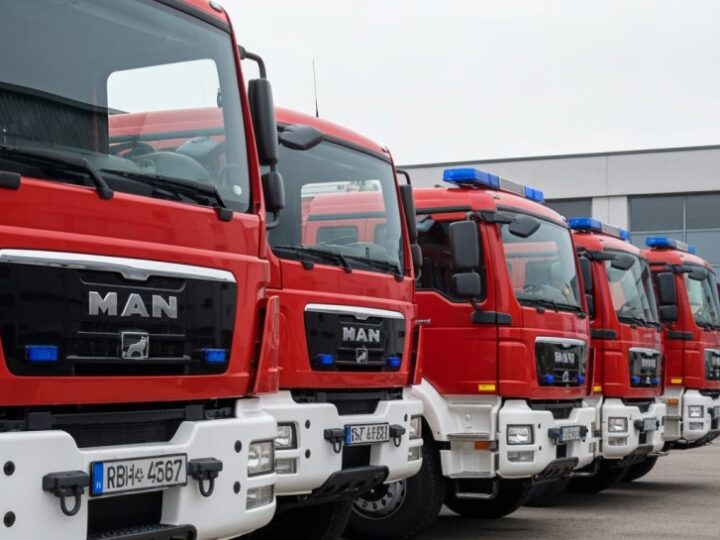 Dolnośląscy policjanci bohaterami: 17 odznaczonych za odwagę w akcji ratunkowej