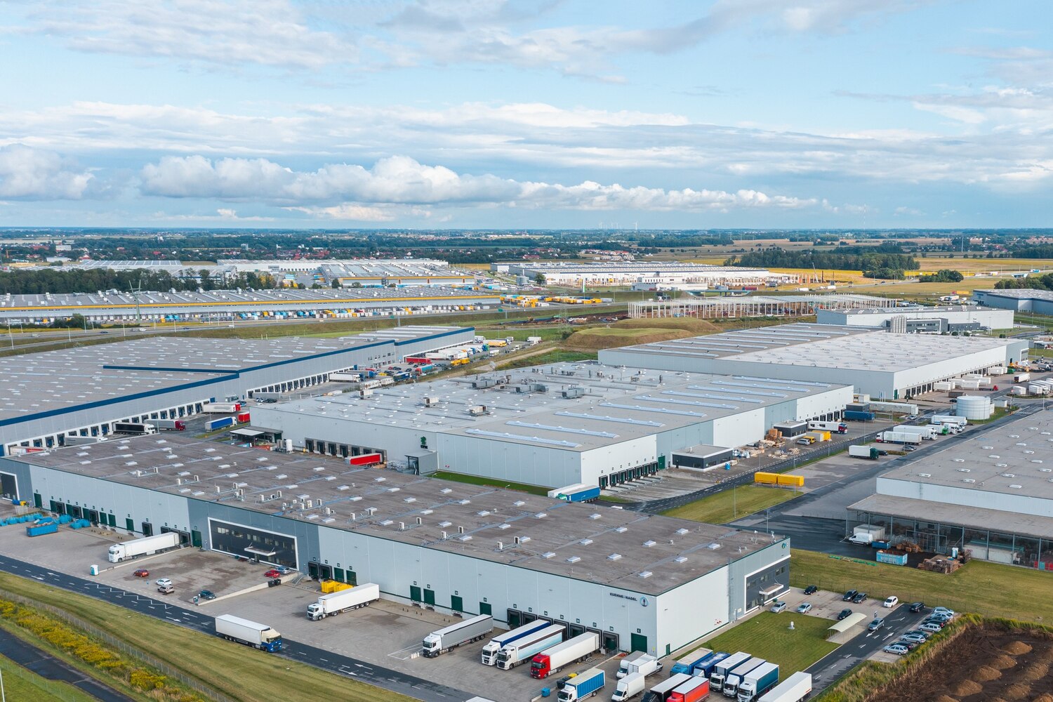 Dlaczego centrum logistyczne na Śląsku to dobry wybór dla e-commerce?