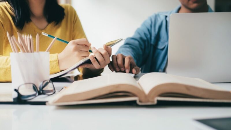 Wrocław inwestuje w przyszłość: 51 stypendiów dla młodych talentów!