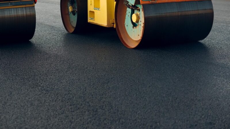 Nocne remonty na Grabiszyńskiej: Utrudnienia i przeprosiny dla mieszkańców