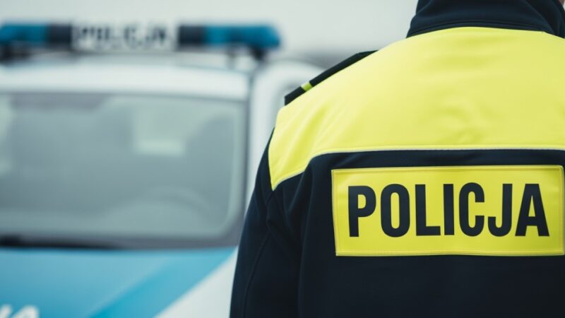 Czujny policjant z Wałbrzycha powstrzymał pijanego kierowcę mimo braku służby
